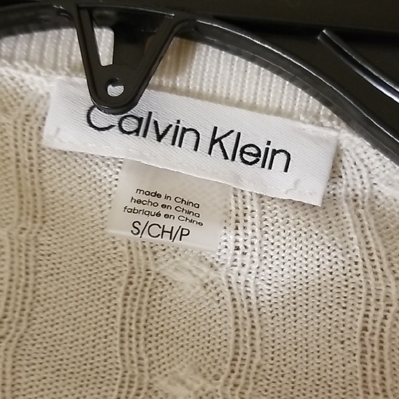 Calvin Klein Ivory Cable Knit Sleeveless Top - Picture 2 of 5